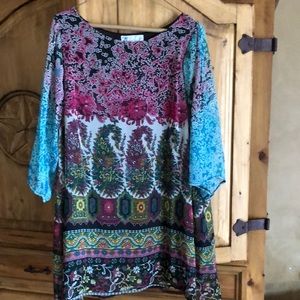 Size XL multicolored tunic